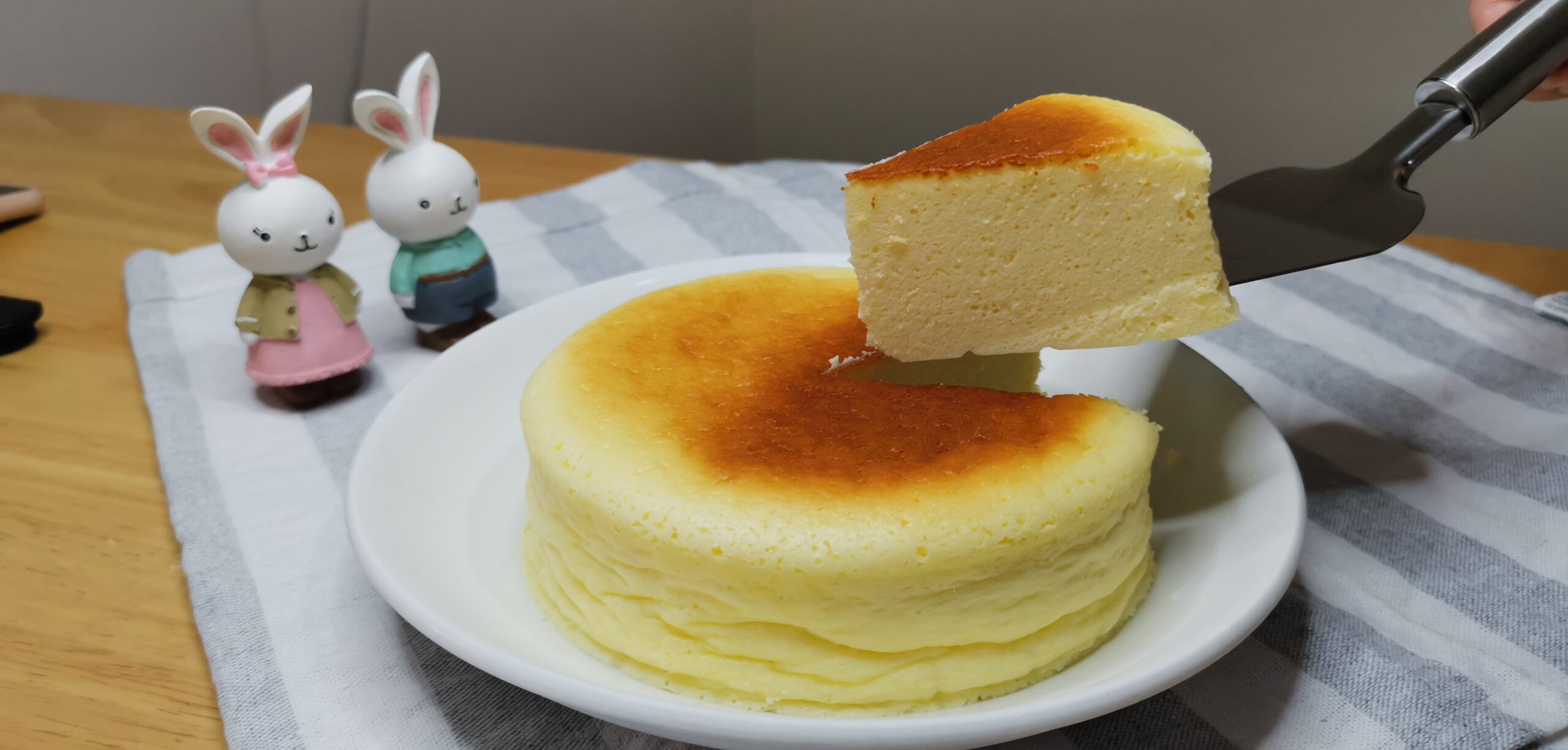 日式舒芙蕾芝士蛋糕怎么做_日式舒芙蕾芝士蛋糕的做法_豆果美食